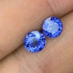 Pair natural Tanzanite